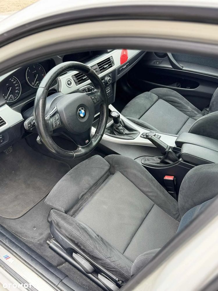 BMW Seria 3 318d - 1