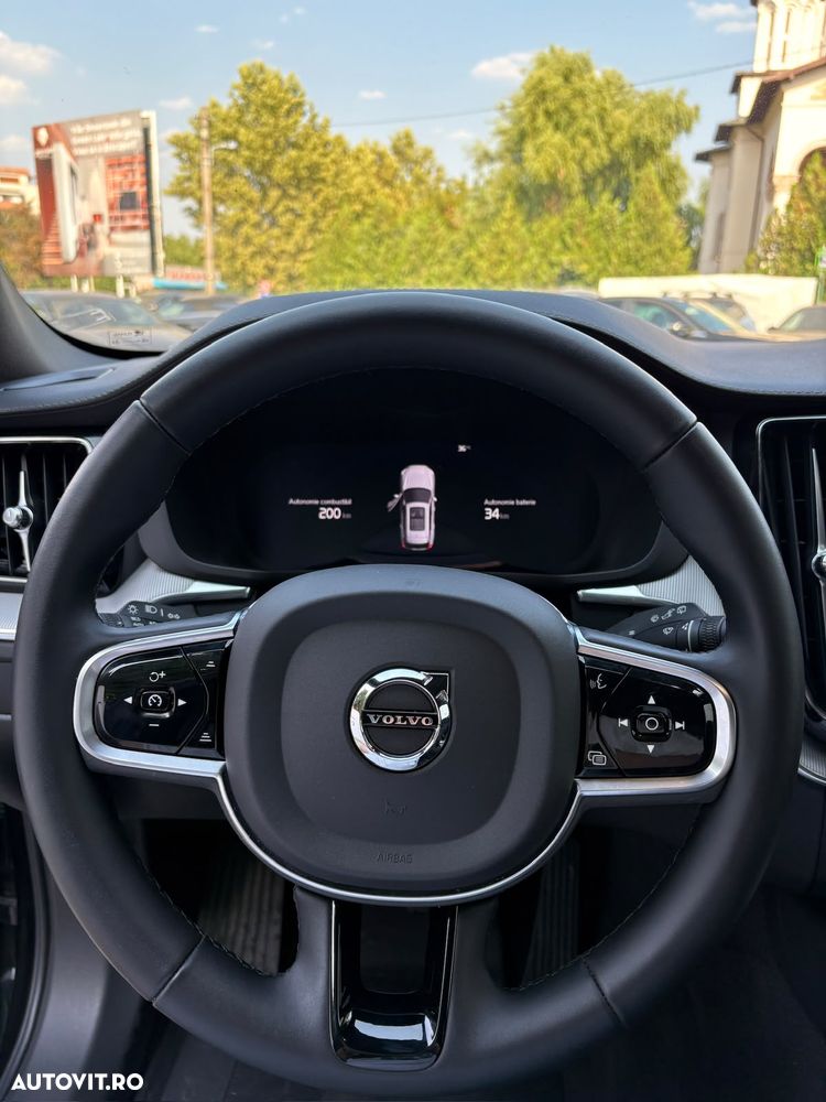 Volvo XC 60 T8 AWD Recharge Ultimate Black Edition - 6
