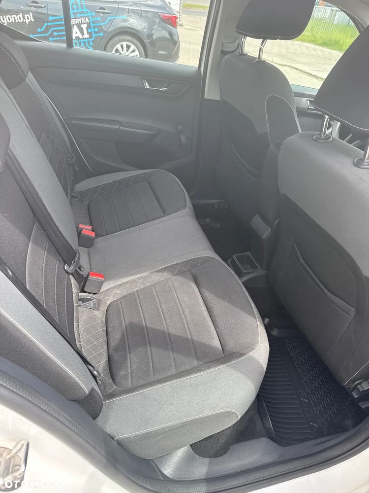 Skoda Fabia 1.0 Active - 6