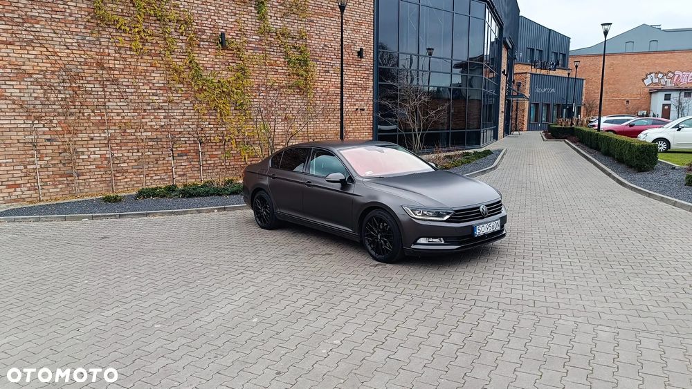 Volkswagen Passat - 5