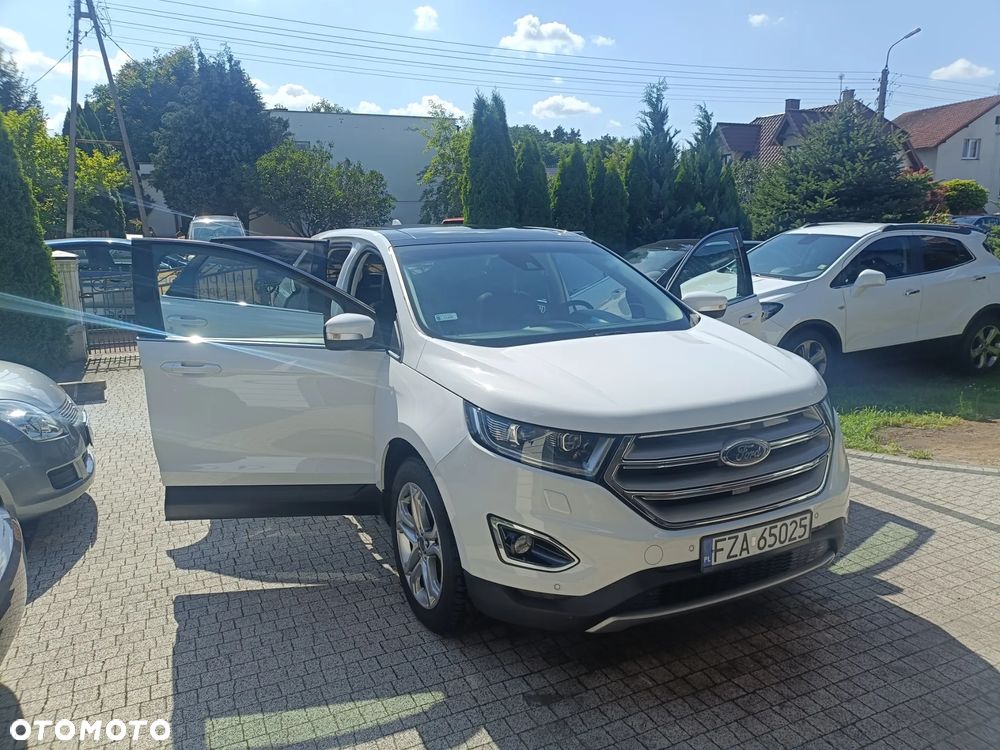 Ford Edge 2.0 TDCi 4x4 Titanium - 26