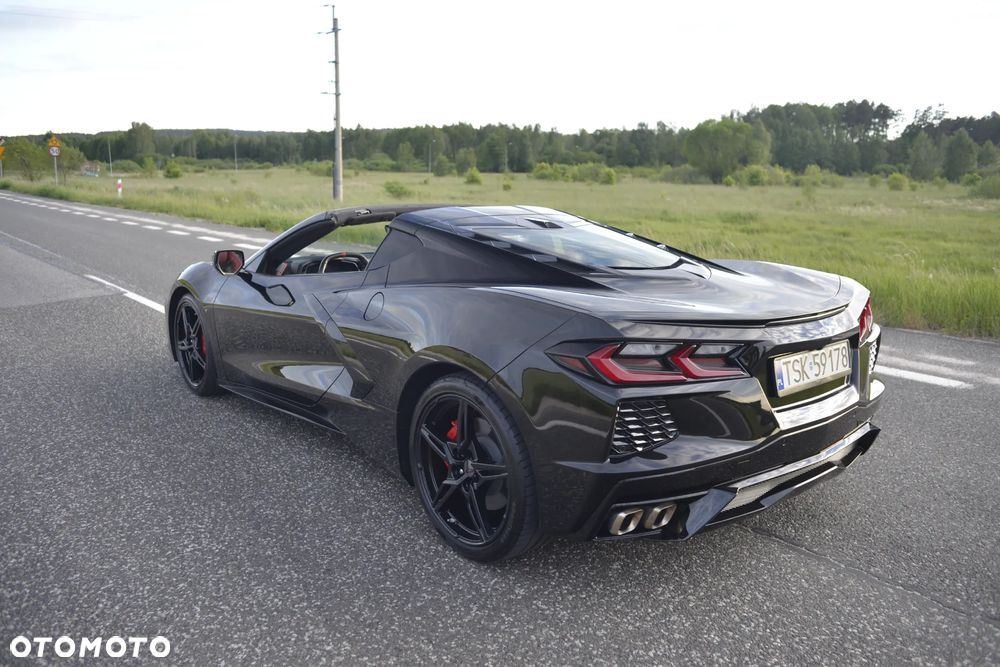 Chevrolet Corvette - 14