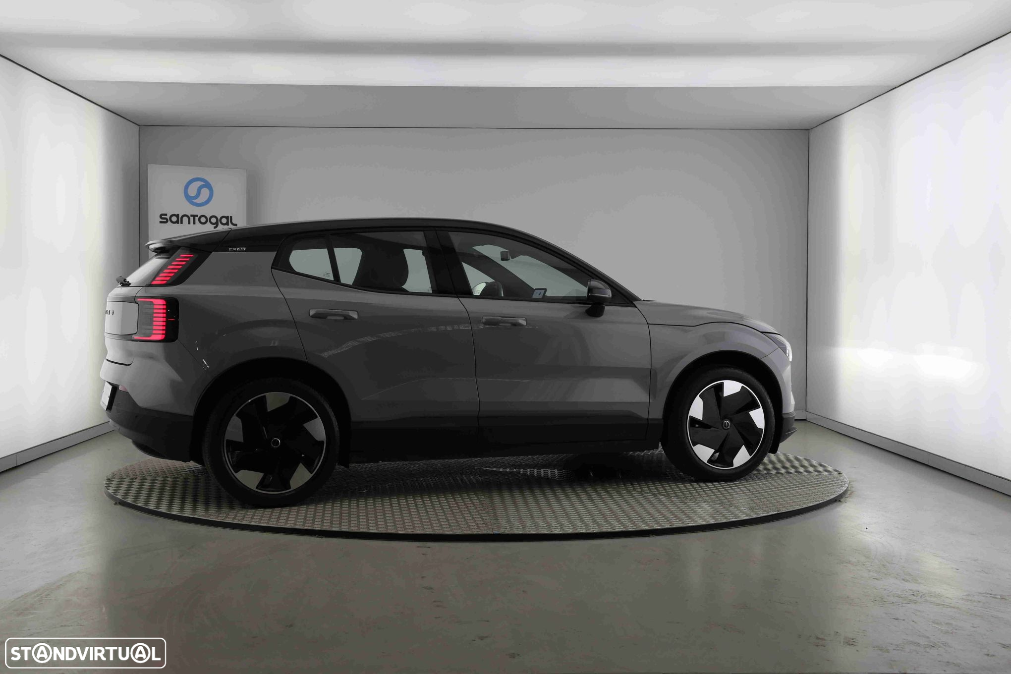 Volvo EX30 69 kWh Single Motor Extended Range Plus - 5