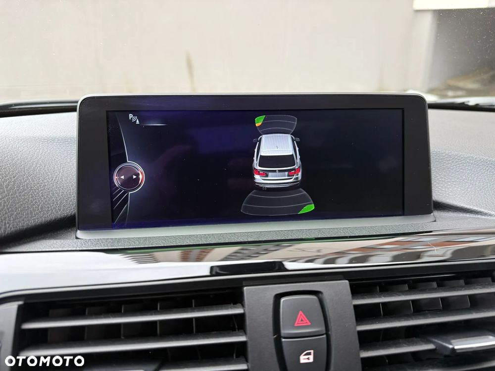 BMW Seria 3 320d xDrive Sport-Aut Sport Line - 39