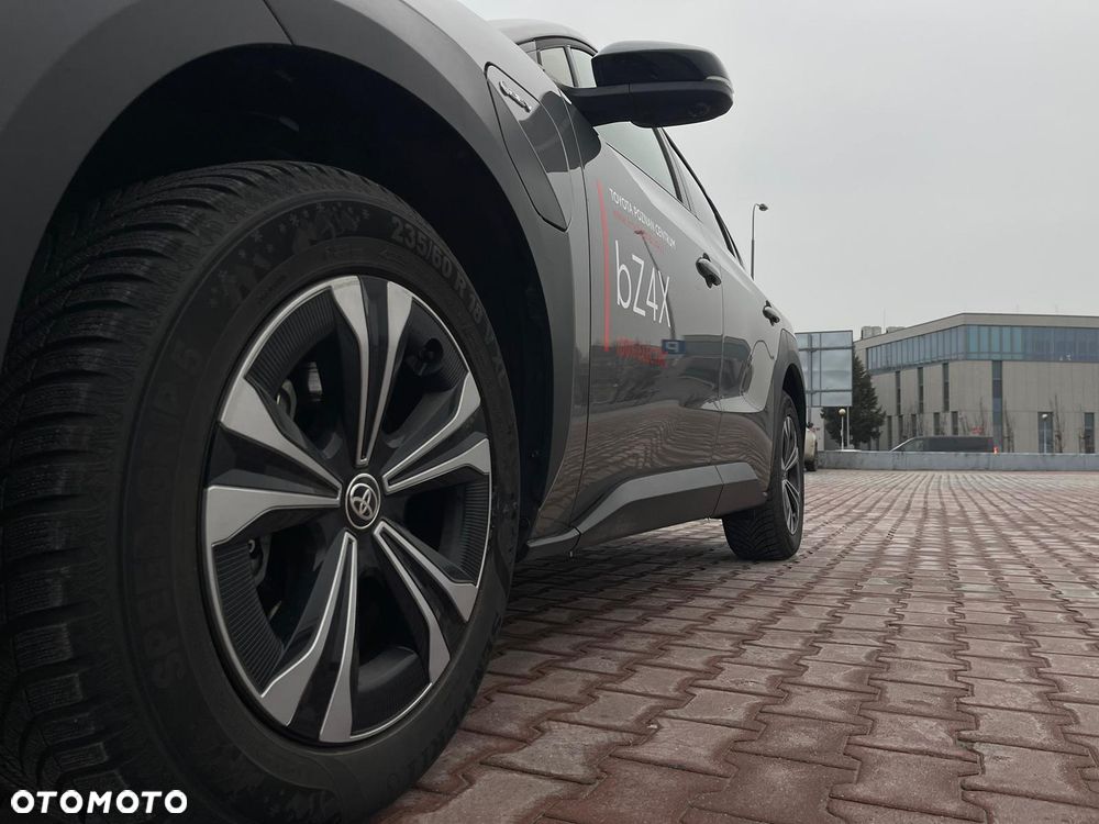 Toyota bZ4X - 17