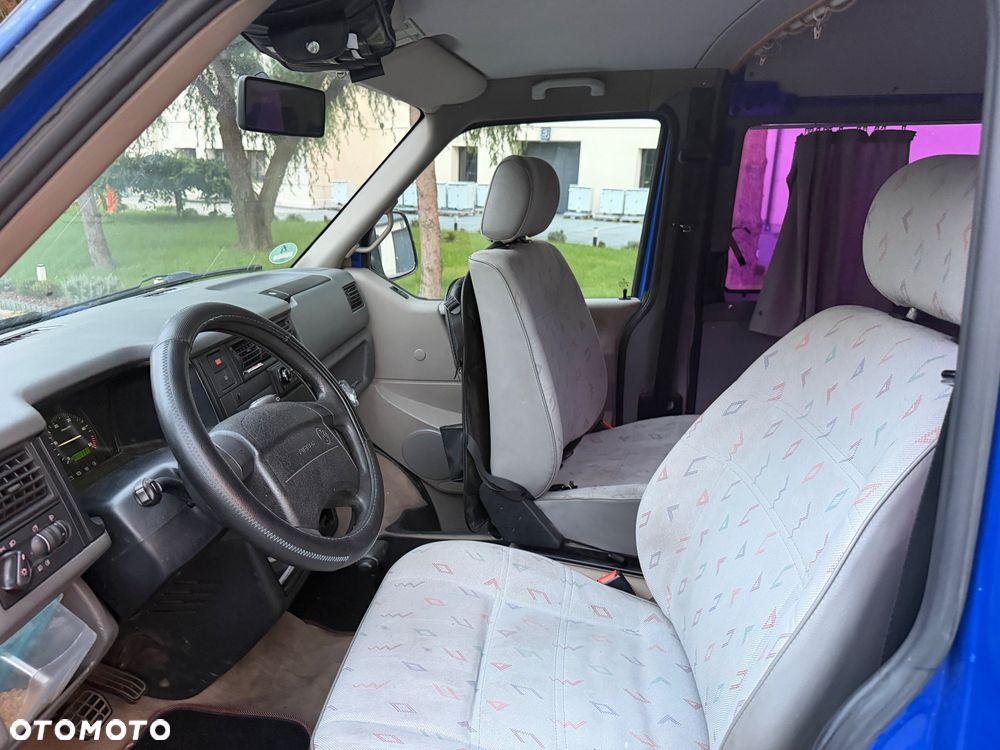 Volkswagen California - 22