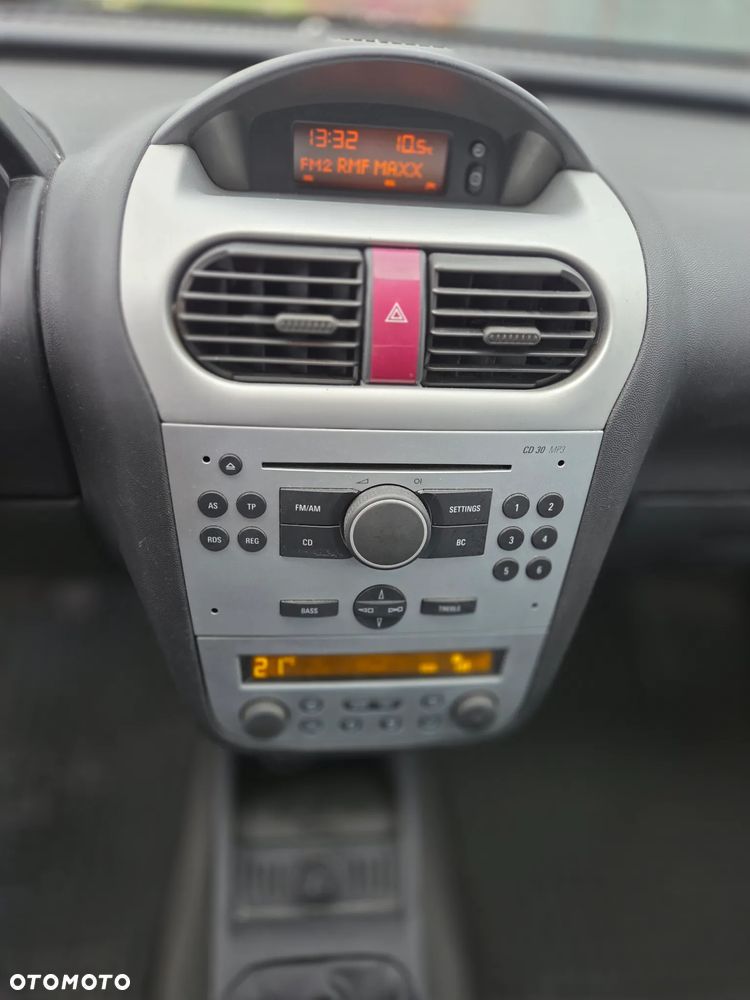 Opel Corsa 1.2 16V Sport - 8