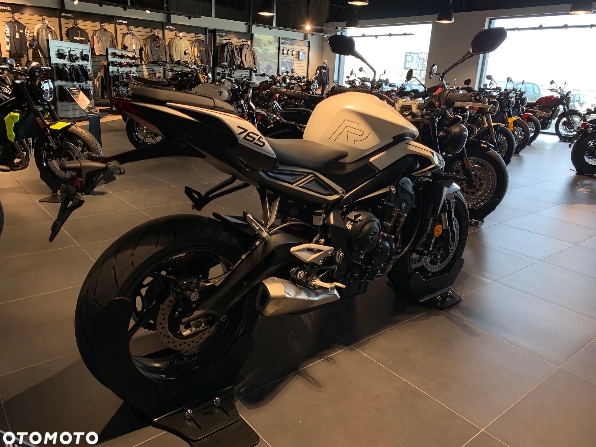 Triumph Street Triple - 3