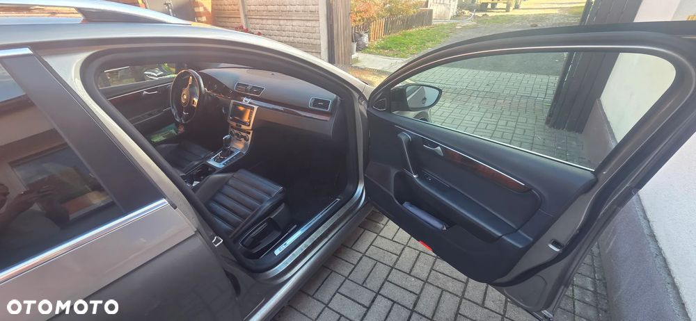 Volkswagen Passat - 19