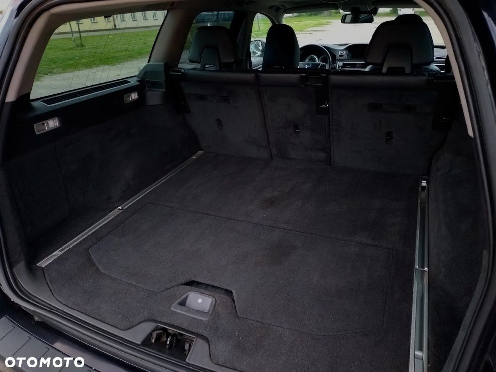 Volvo V70 D3 Summum - 21