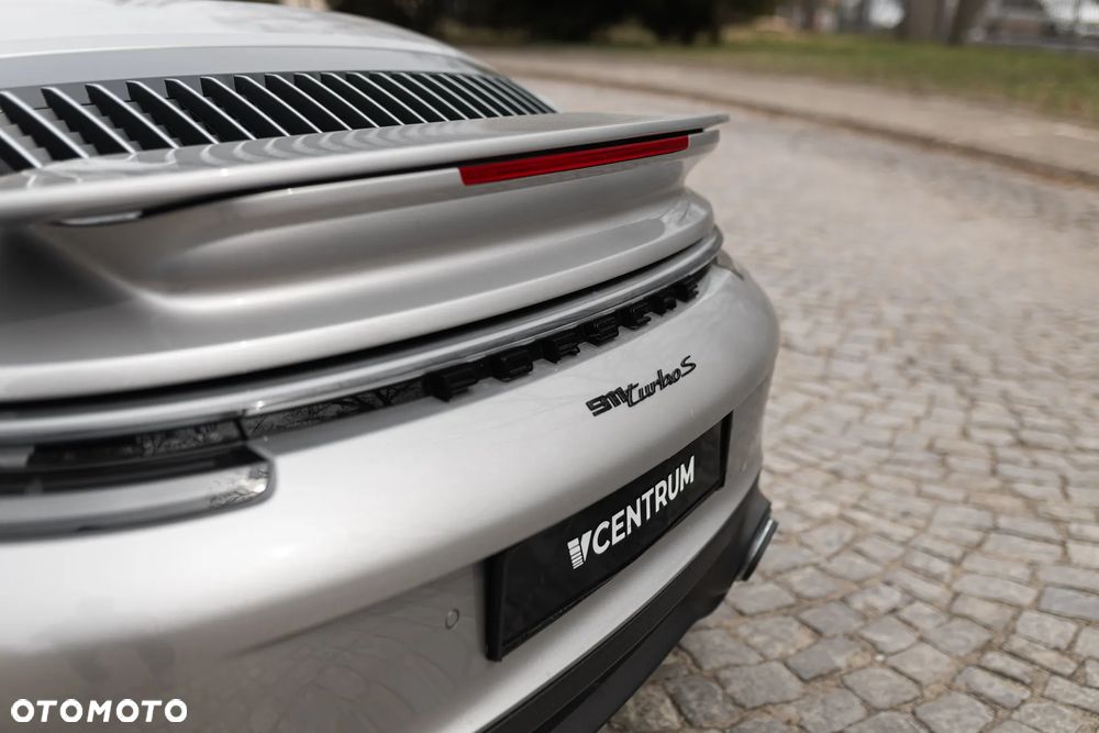 Porsche 911 Turbo S - 8