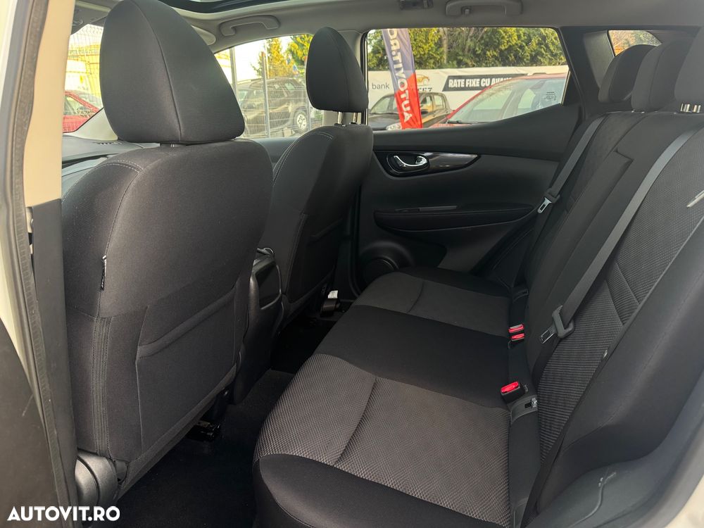 Nissan Qashqai 1.5 DCI N-Connecta - 18