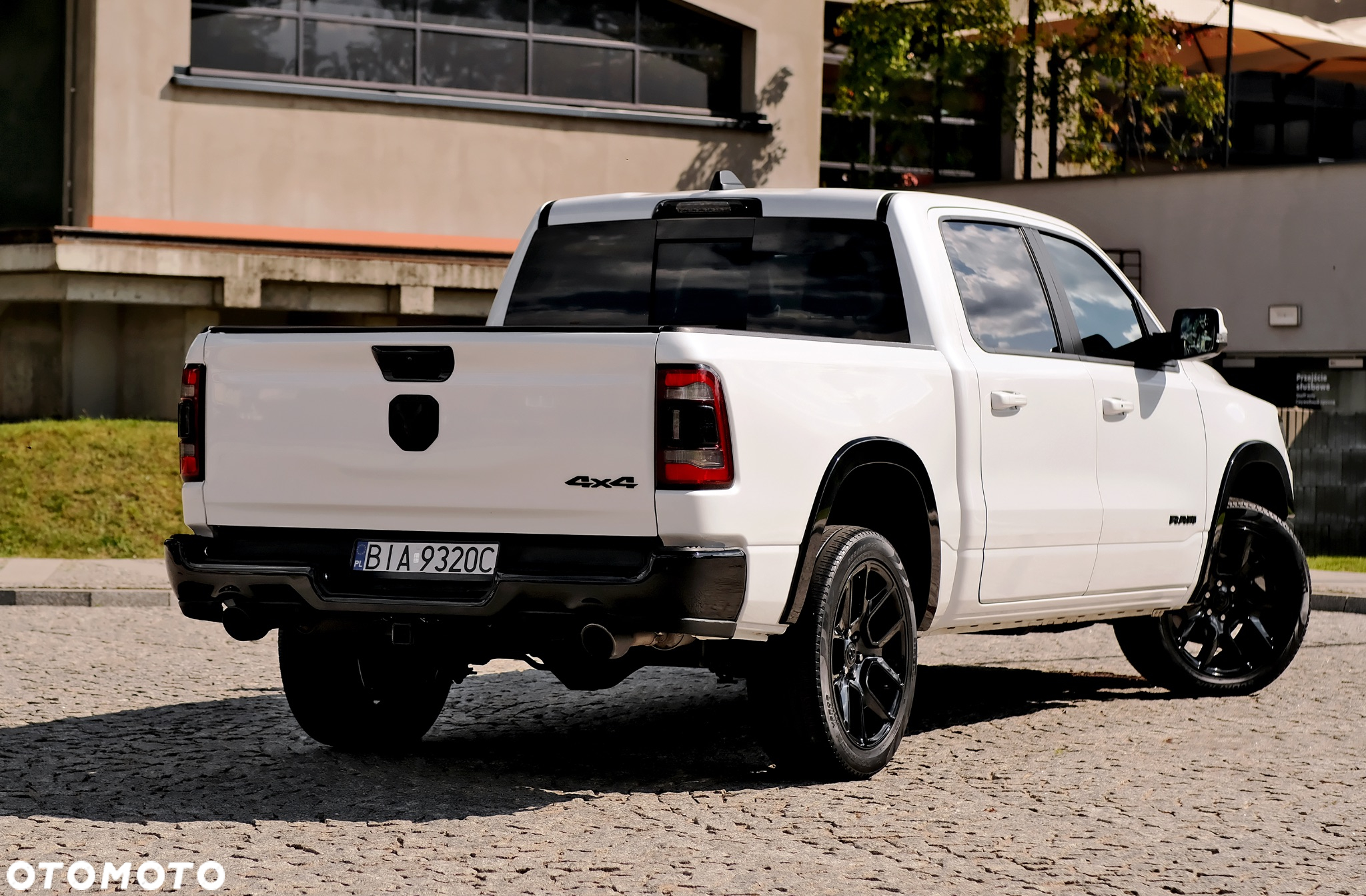 RAM 1500 Crew Cab Sport - 5