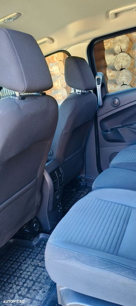 Ford Grand C-Max - 14