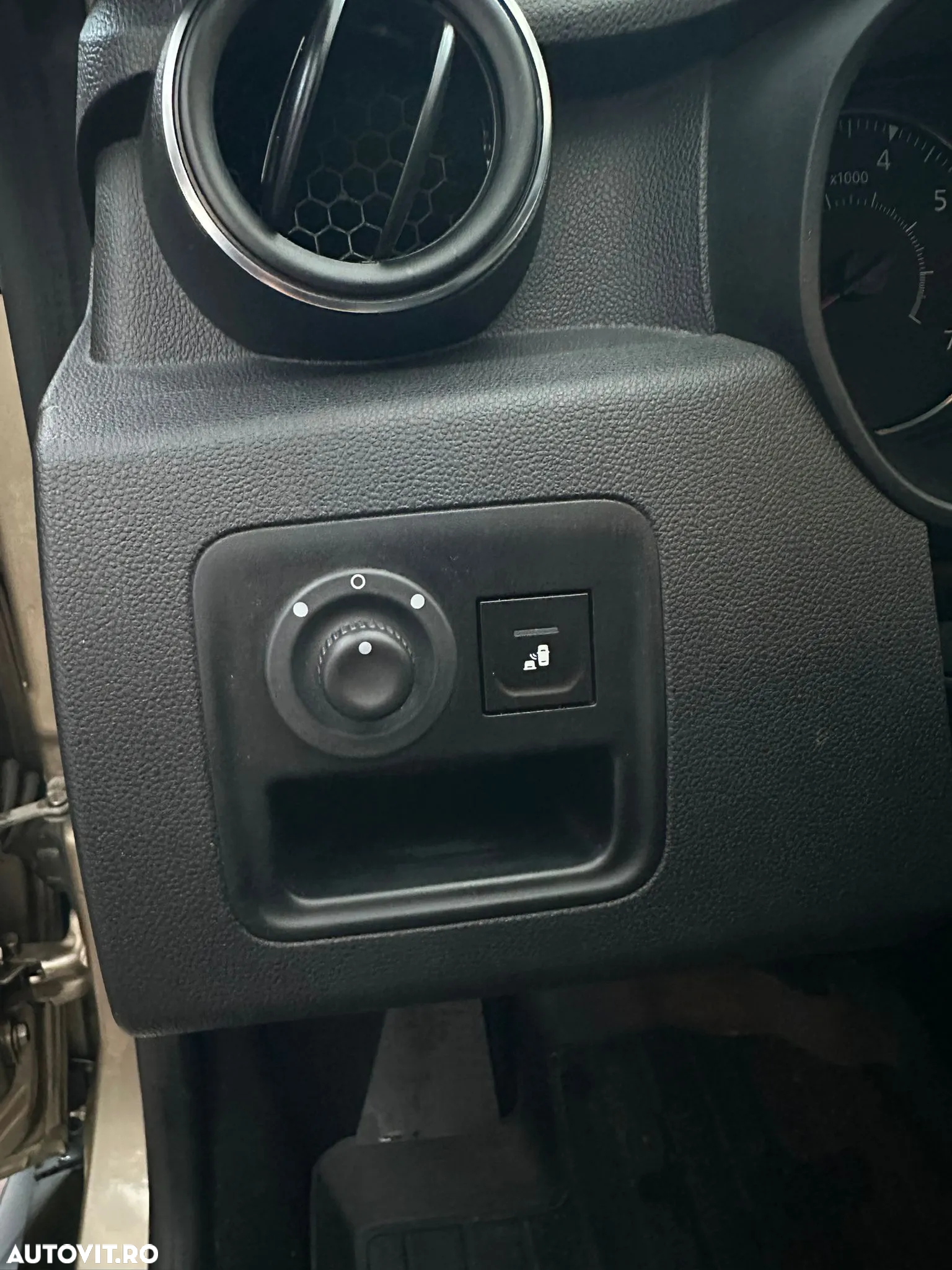 Dacia Duster 1.5 Blue dCi 4WD Prestige jante 17" - 13