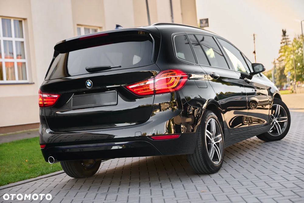 BMW Seria 2 218d Gran Tourer Sport-Aut Sport Line - 13