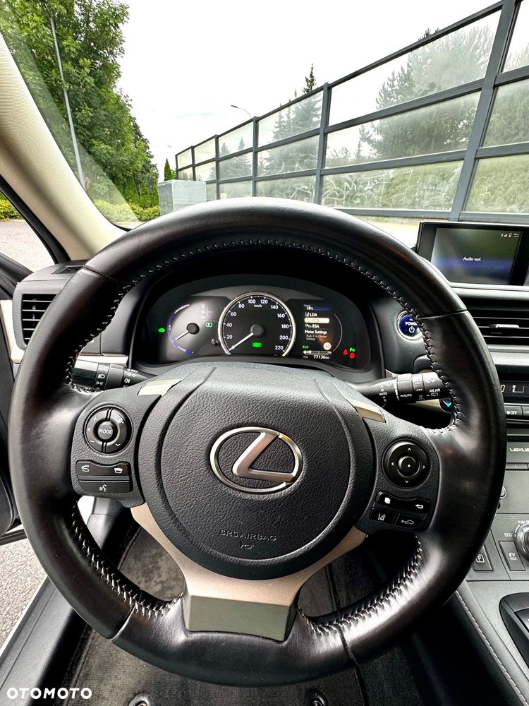 Lexus CT 200h Elegance - 14