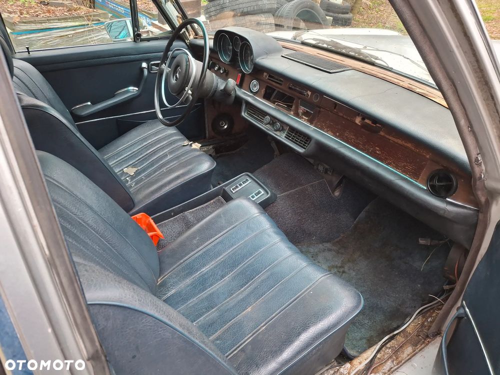 Mercedes-Benz 280 - 10