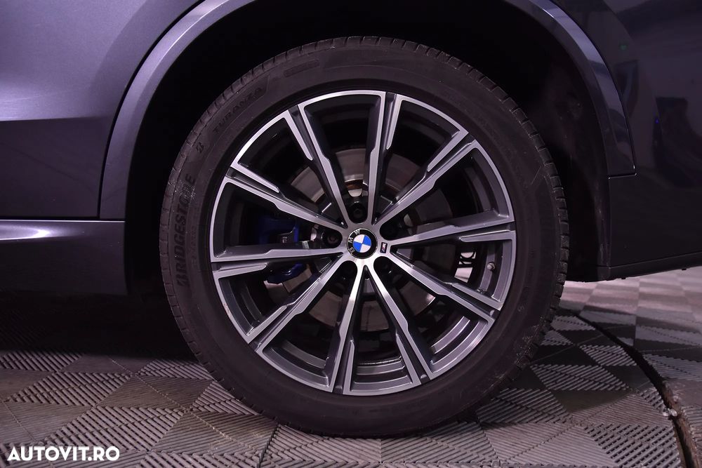 BMW X5 xDrive30d - 13