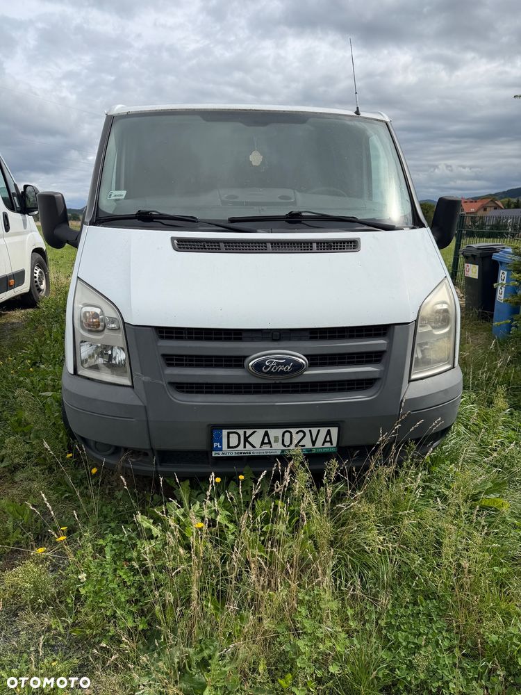 Ford Transit - 1