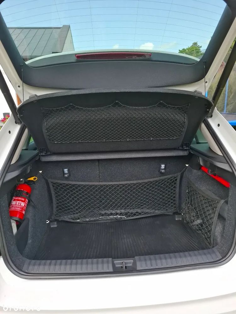 Skoda Kamiq 1.0 TSI Style - 34