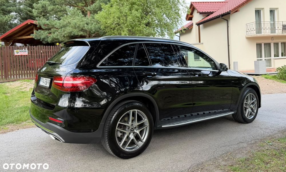 Mercedes-Benz GLC 250 4Matic 9G-TRONIC AMG Line - 7