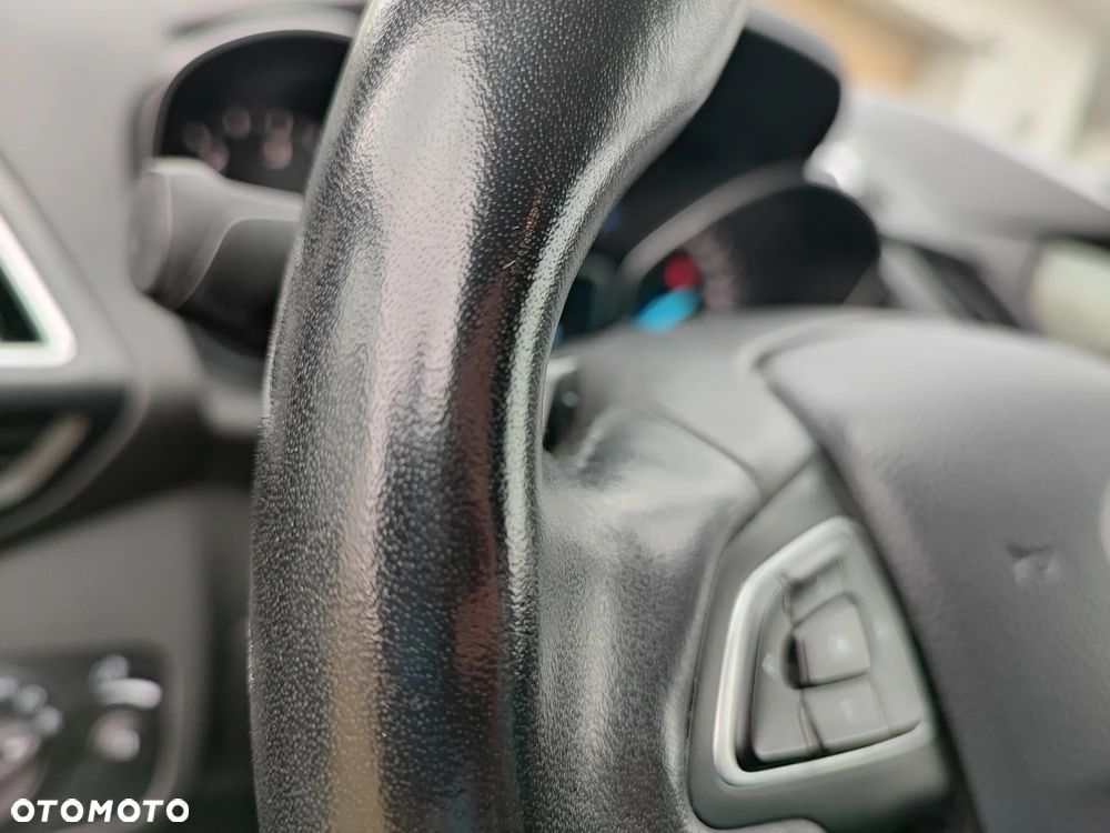 Ford Kuga 2.0 TDCi 4WD Titanium Plus - 37