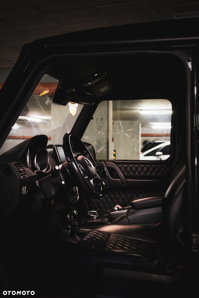 Mercedes-Benz Klasa G 63 AMG L - 8