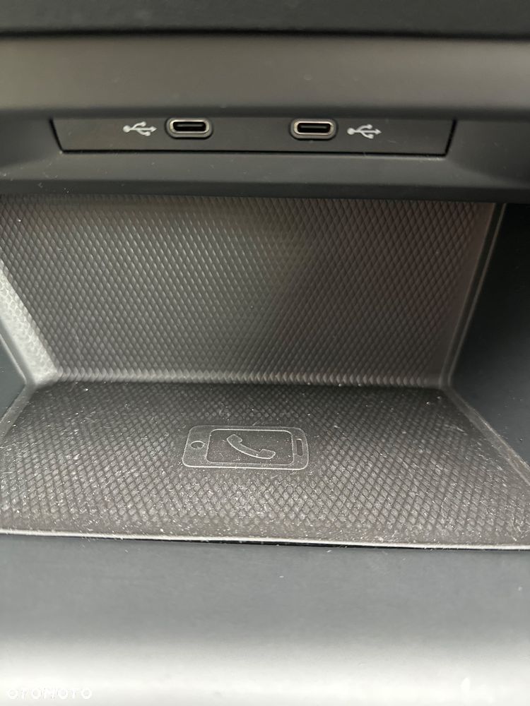 Volkswagen Golf 2.0 TDI SCR DSG Life - 18