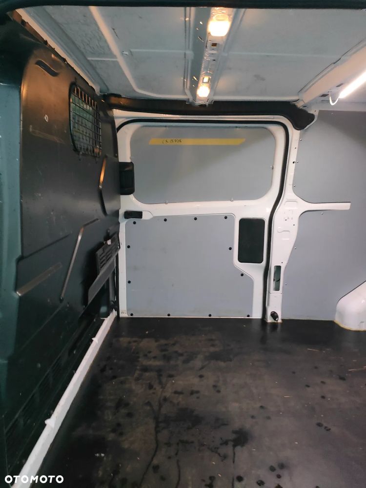 Ford TRANSIT CUSTOM 2020r 2,0 TDCI 130KM L2H1 LONG DUBEL DRZWI EURO 6 LEDY CENA BRUTTO VAT 23% - 32