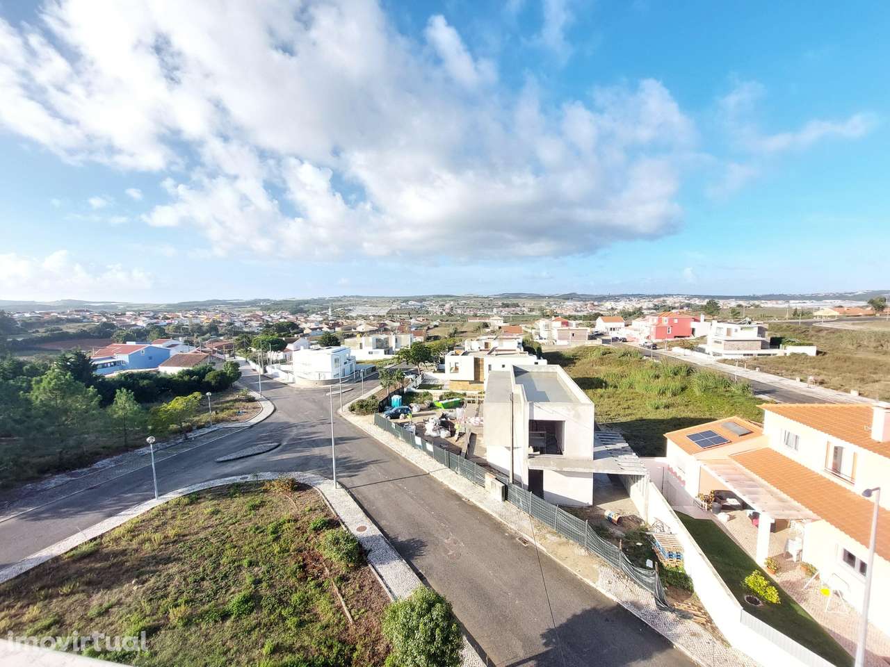 APARTAMENTO T4 NOVO COM VARANDA E TERRAÇO - Grande imagem: 5/45