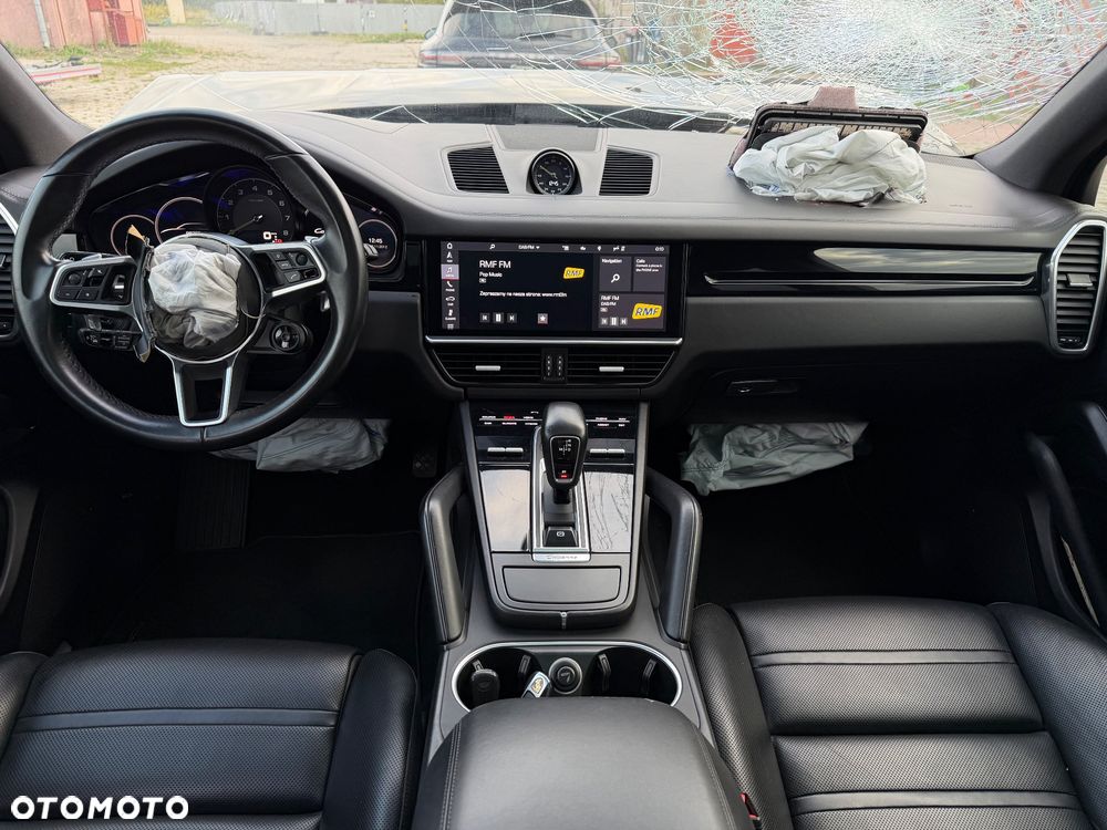 Porsche Cayenne E-Hybrid Tiptronic S - 36