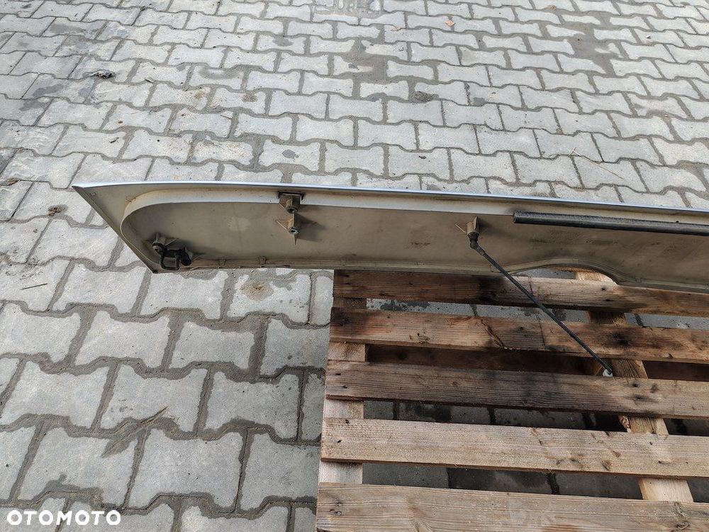 GRILL MASKA MERCEDES ATEGO A9677510109 - 2