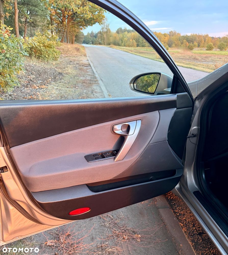 Nissan Primera - 19