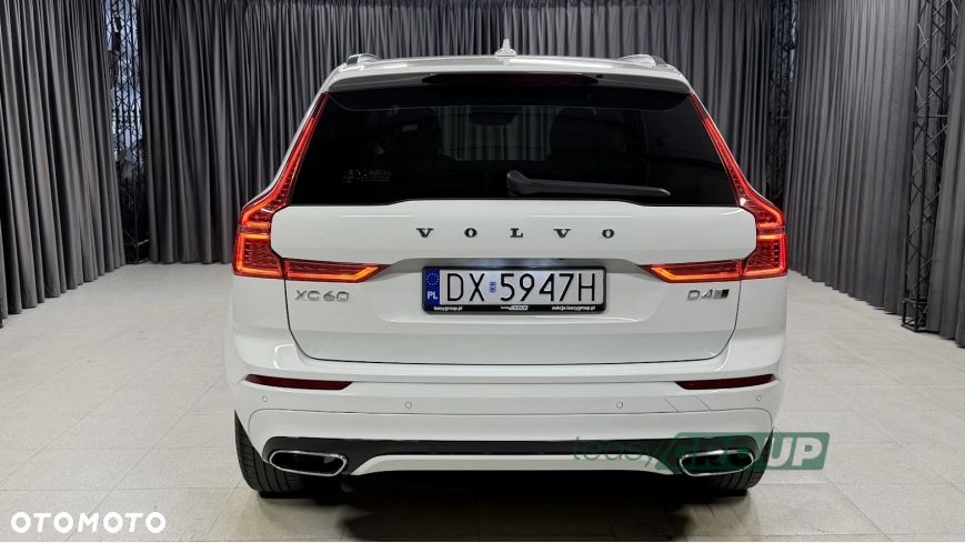 Volvo XC 60 D4 AWD Geartronic RDesign - 4