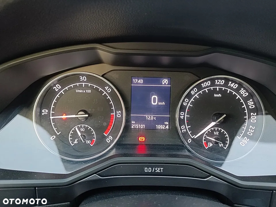Skoda Superb 2.0 TDI Ambition - 34