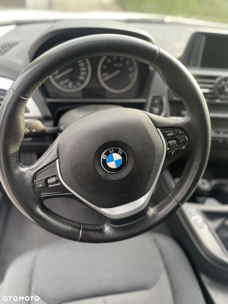 BMW Seria 1 114i - 18