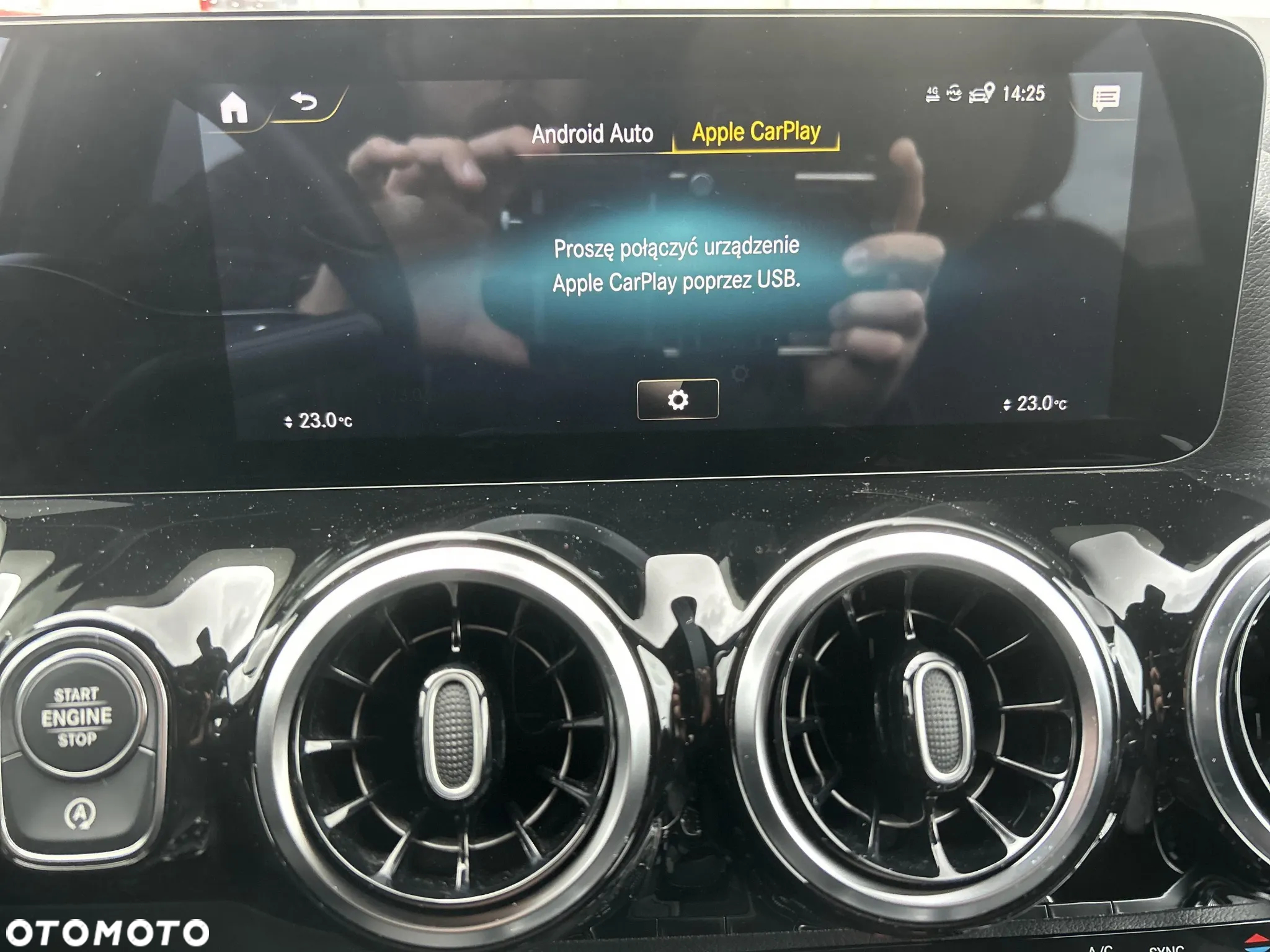 Mercedes-Benz GLA 200 d AMG Line - 25