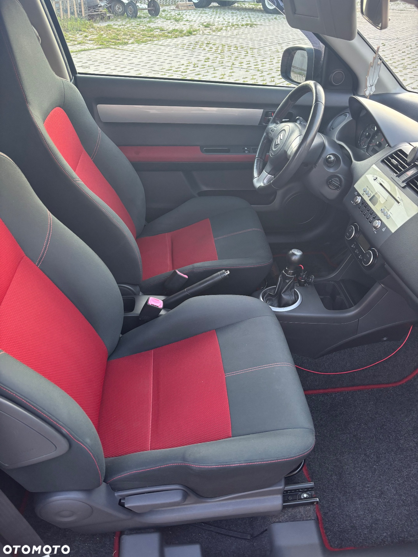 Suzuki Swift 1.6 Sport - 11