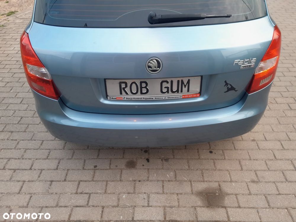 Skoda Fabia 1.2 HTP Elegance - 16