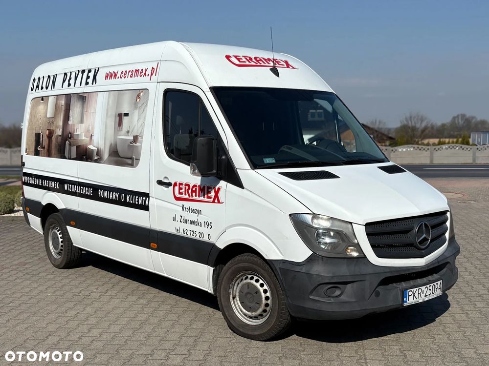 Mercedes-Benz Sprinter - 11