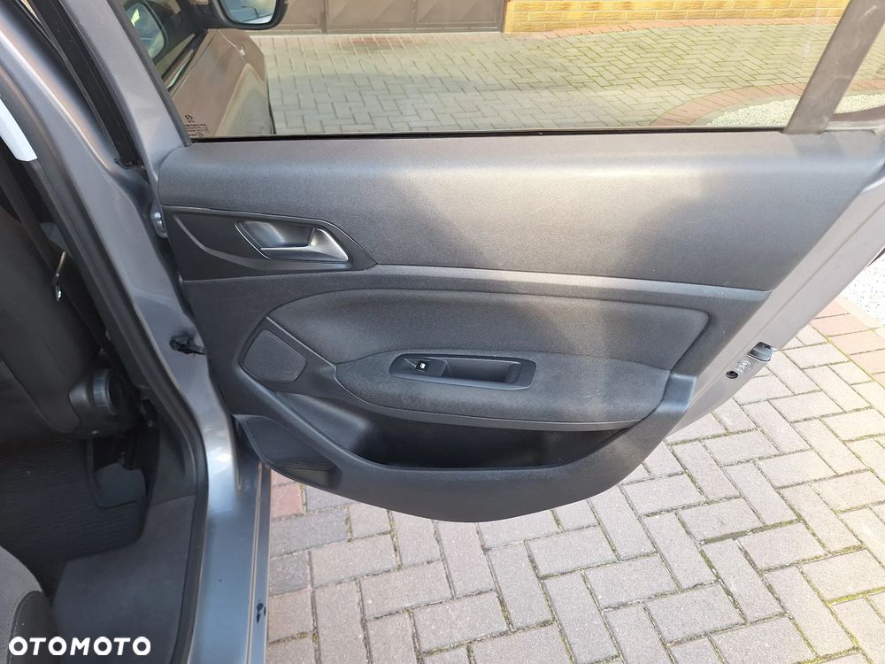 Peugeot 308 1.6 BlueHDi Allure S&S - 25