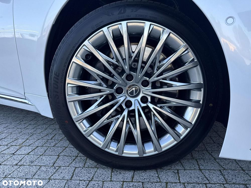 Lexus LS 500h Omotenashi AWD - 23