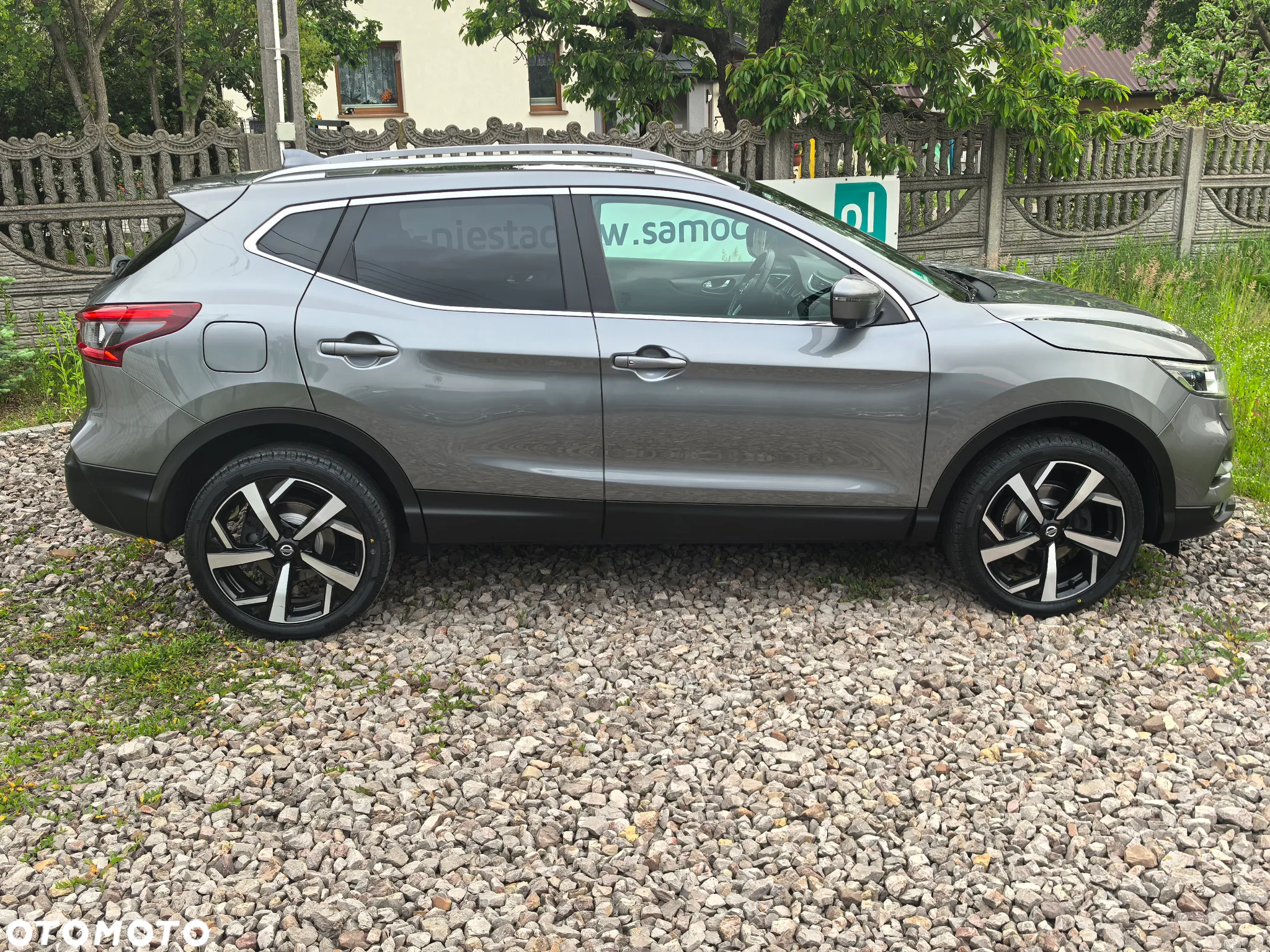 Nissan Qashqai 1.6 DIG-T N-Connecta - 8