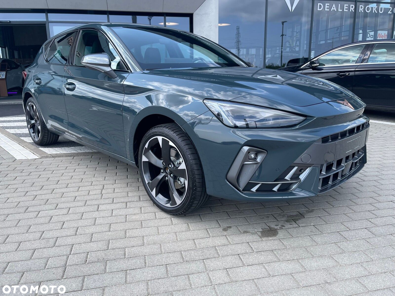 Cupra Leon 1.5 eTSI mHEV DSG - 2