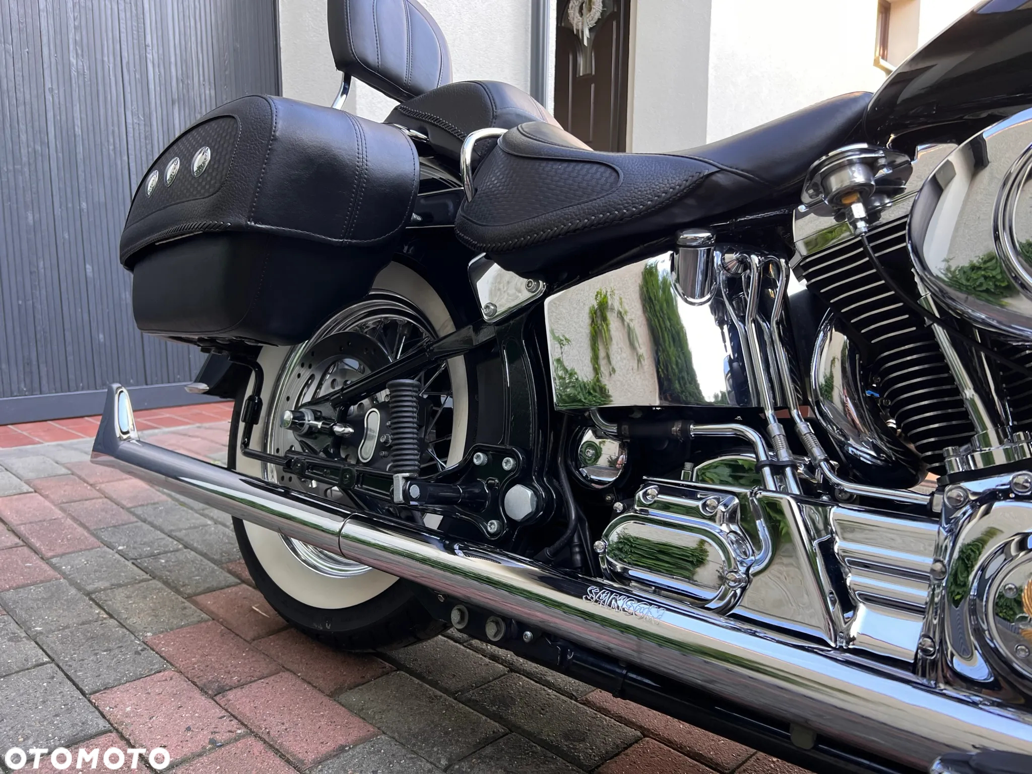 Harley-Davidson Softail Deluxe - 28