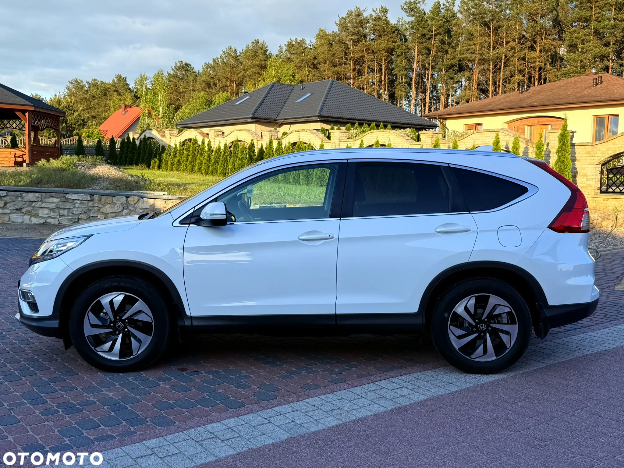 Honda CR-V 2.0i-VTEC 4WD Automatik Elegance - 3