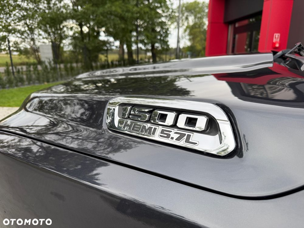 Dodge RAM 5.7 4x4 - 35