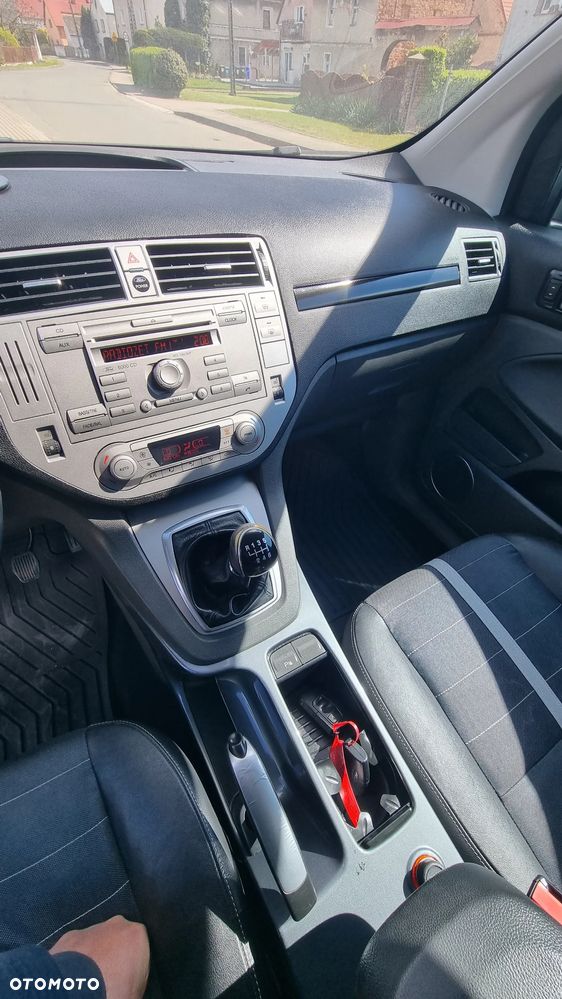 Ford Kuga 2.0 TDCi 4x4 Titanium - 18