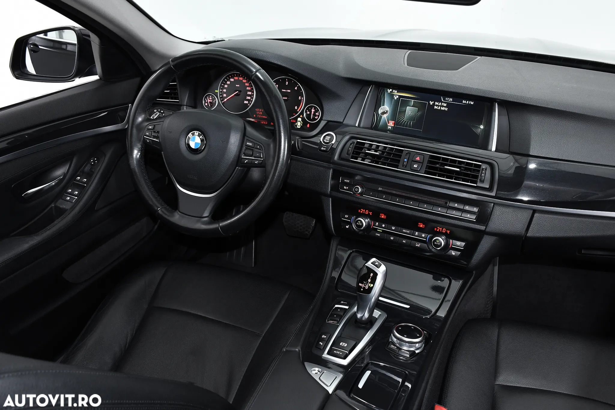 BMW Seria 5 525d xDrive Aut. - 11